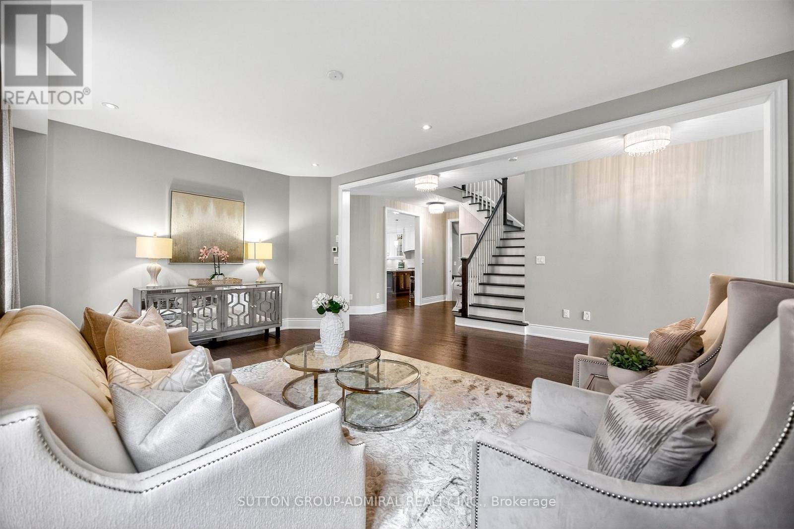 10 THOMAS NOBLE COURT - 12