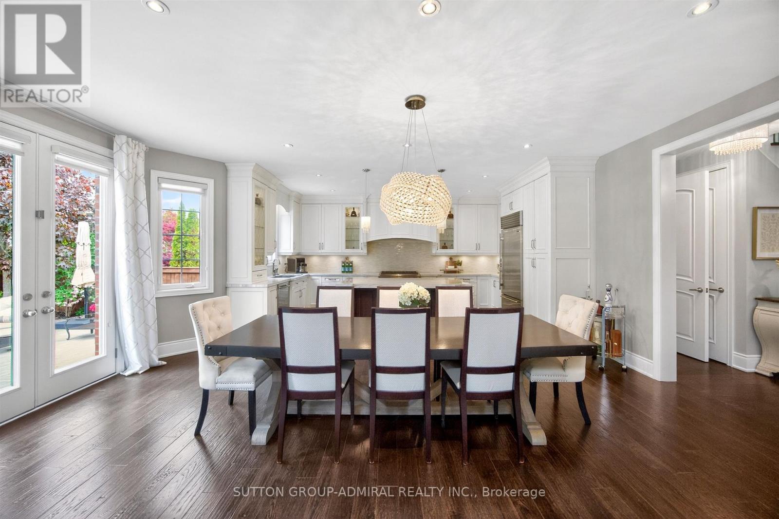 10 THOMAS NOBLE COURT - 14