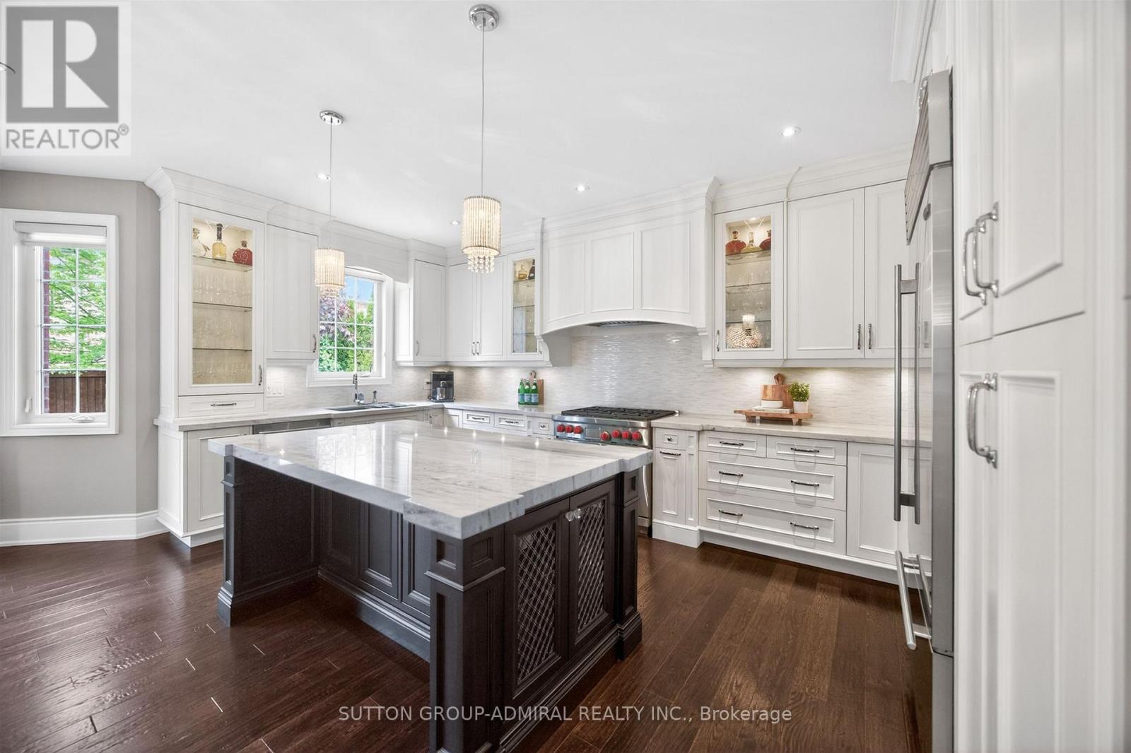 10 THOMAS NOBLE COURT - 17
