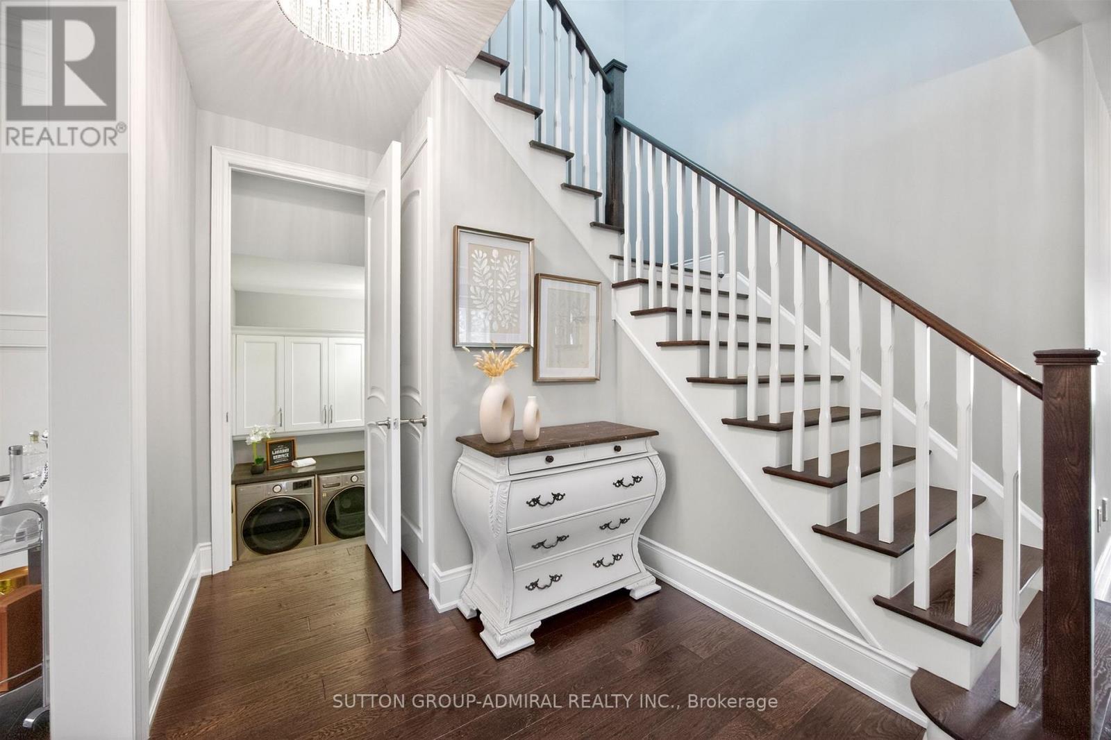 10 THOMAS NOBLE COURT - 29
