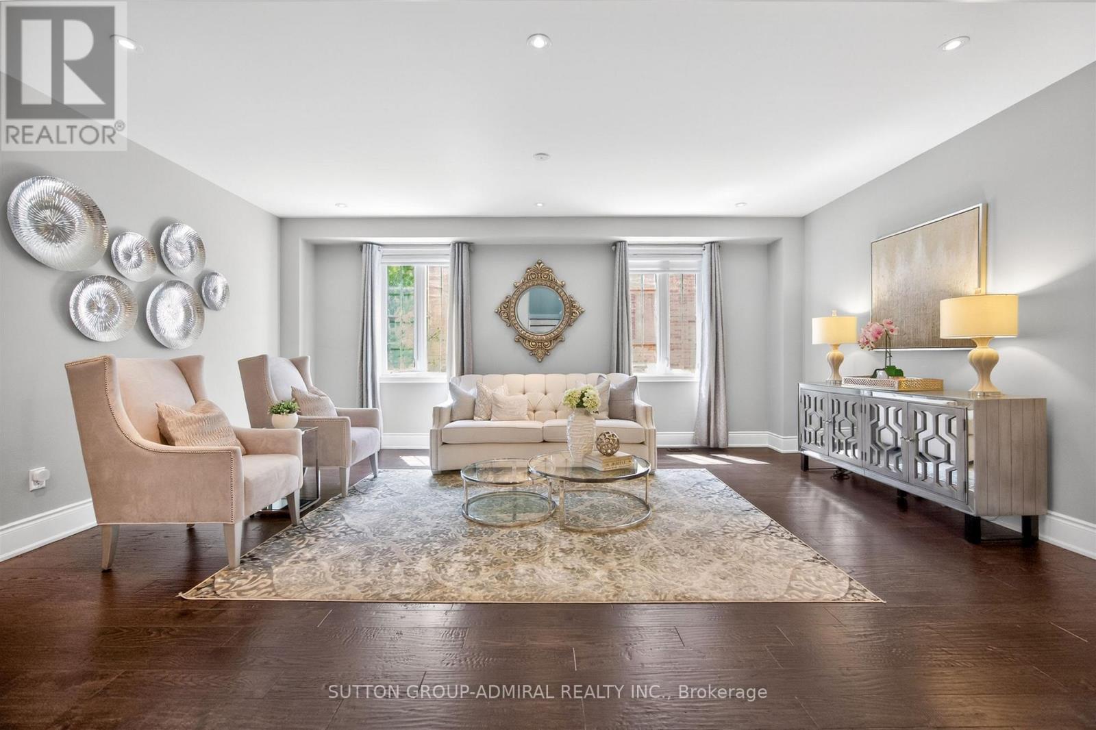 10 THOMAS NOBLE COURT - 9