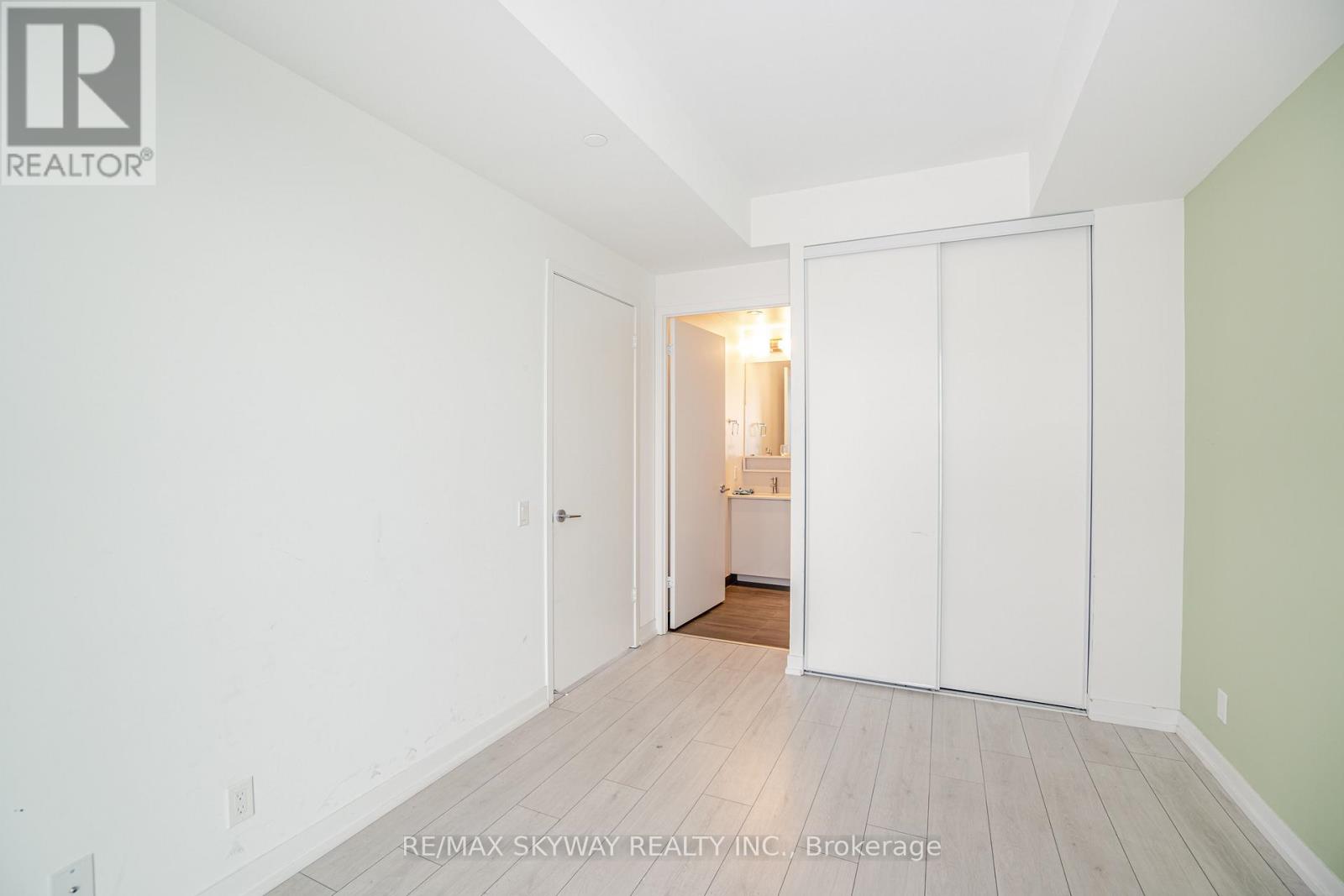 #5702 5 BUTTERMILL AVENUE - 18