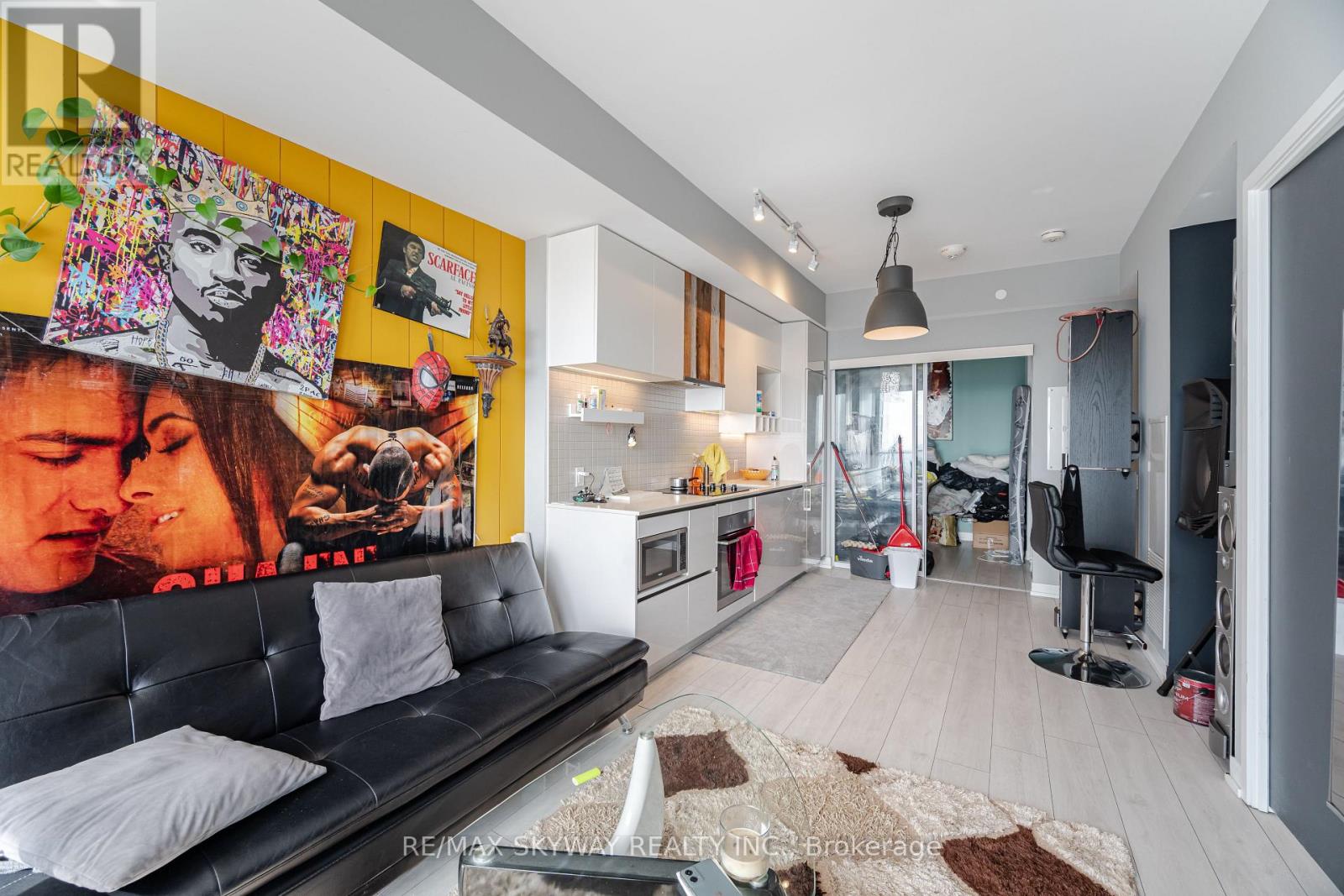 #5605 898 PORTAGE PARKWAY - 17