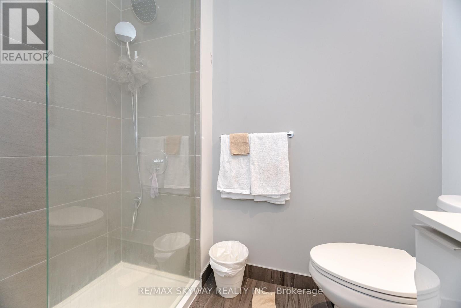 #5605 898 PORTAGE PARKWAY - 28