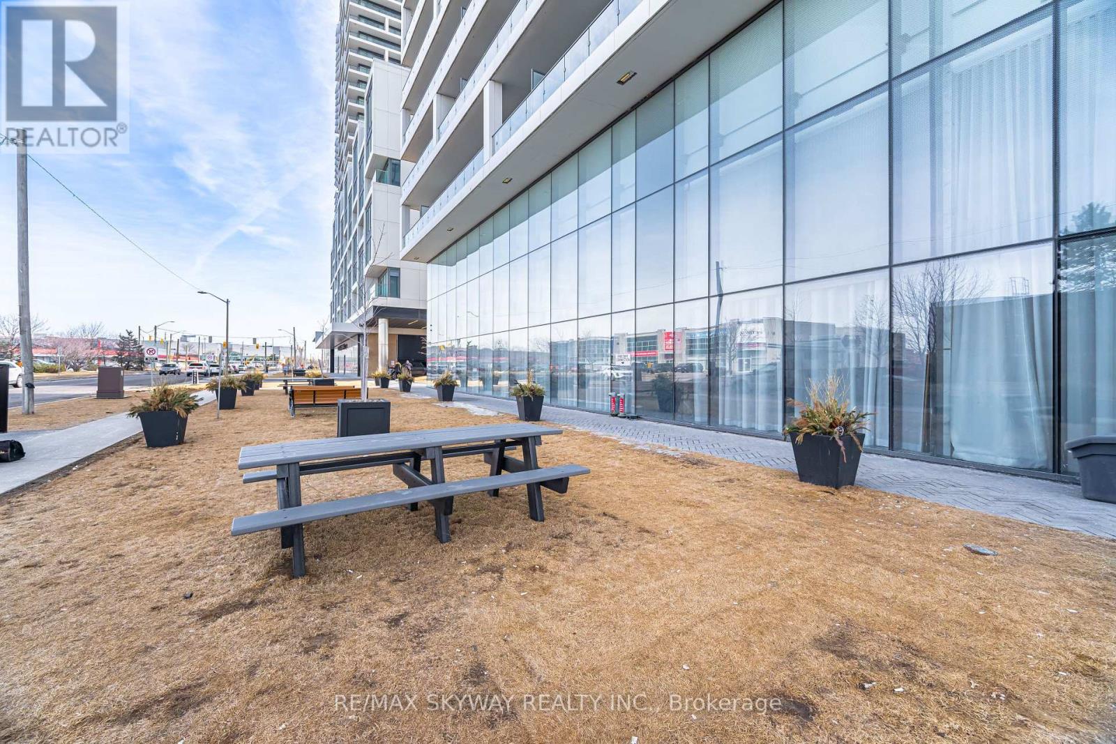 #5605 898 PORTAGE PARKWAY - 49