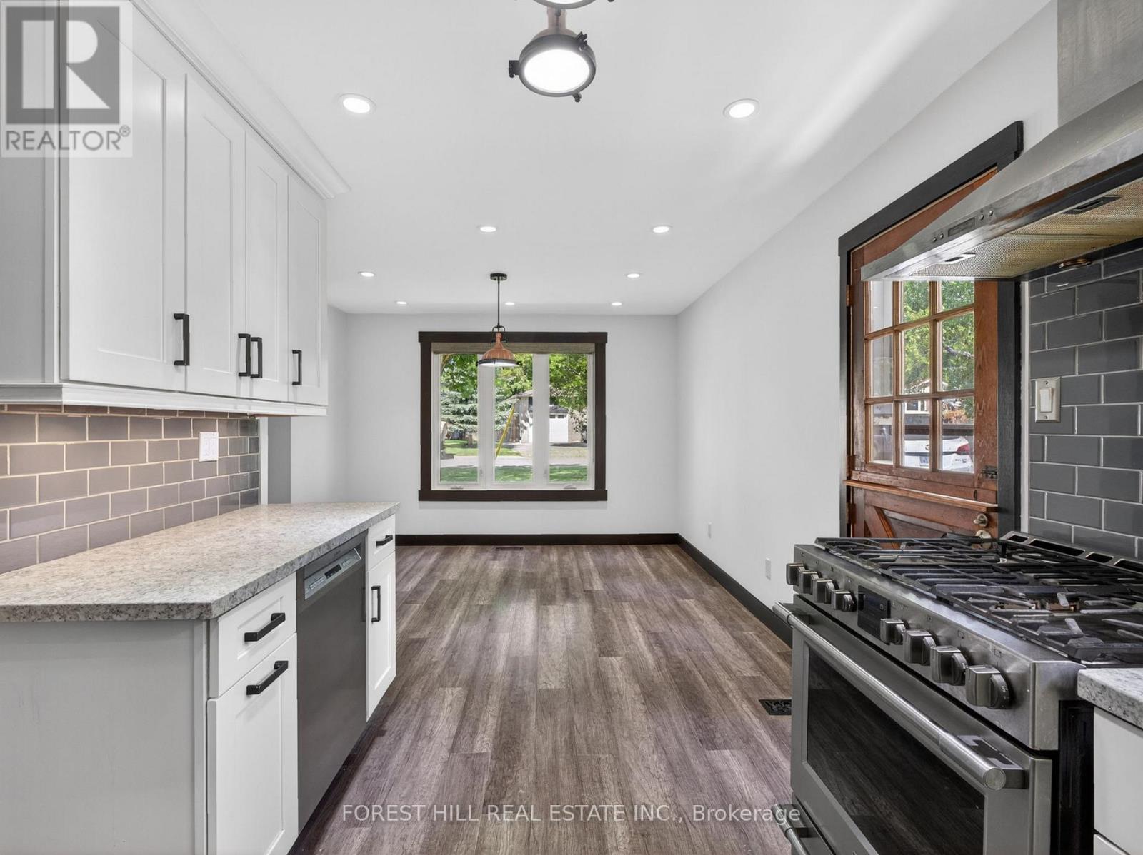 35 TOWNSEND AVENUE - 13