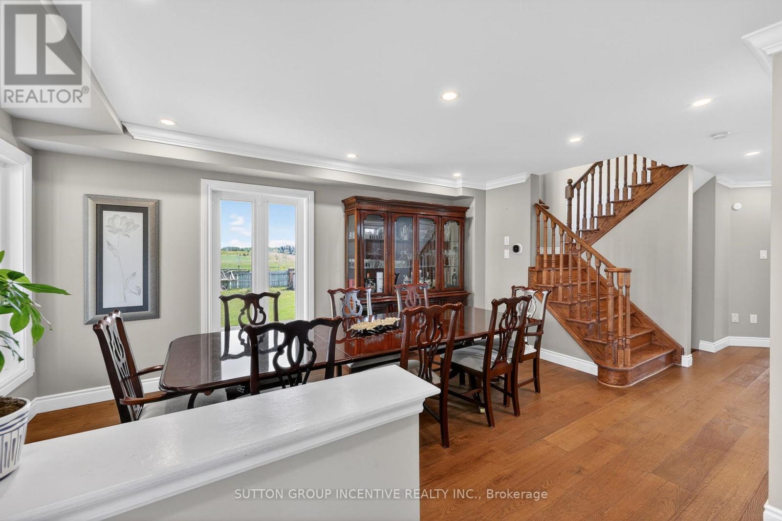 60 SUCCESSION CRESCENT - 5