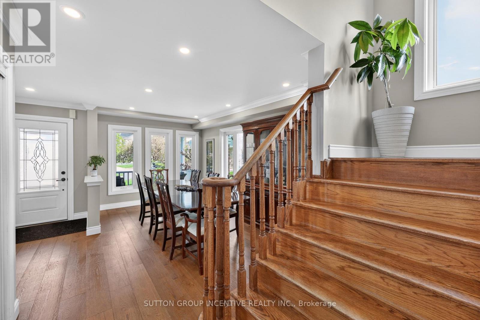 60 SUCCESSION CRESCENT - 6