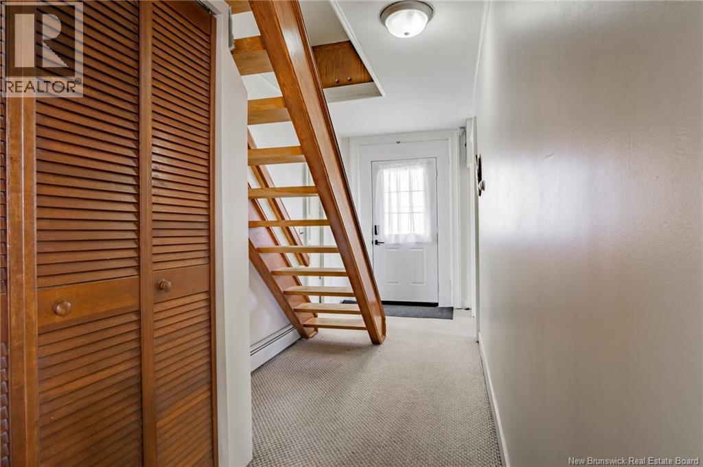 697 Bay Street - 16