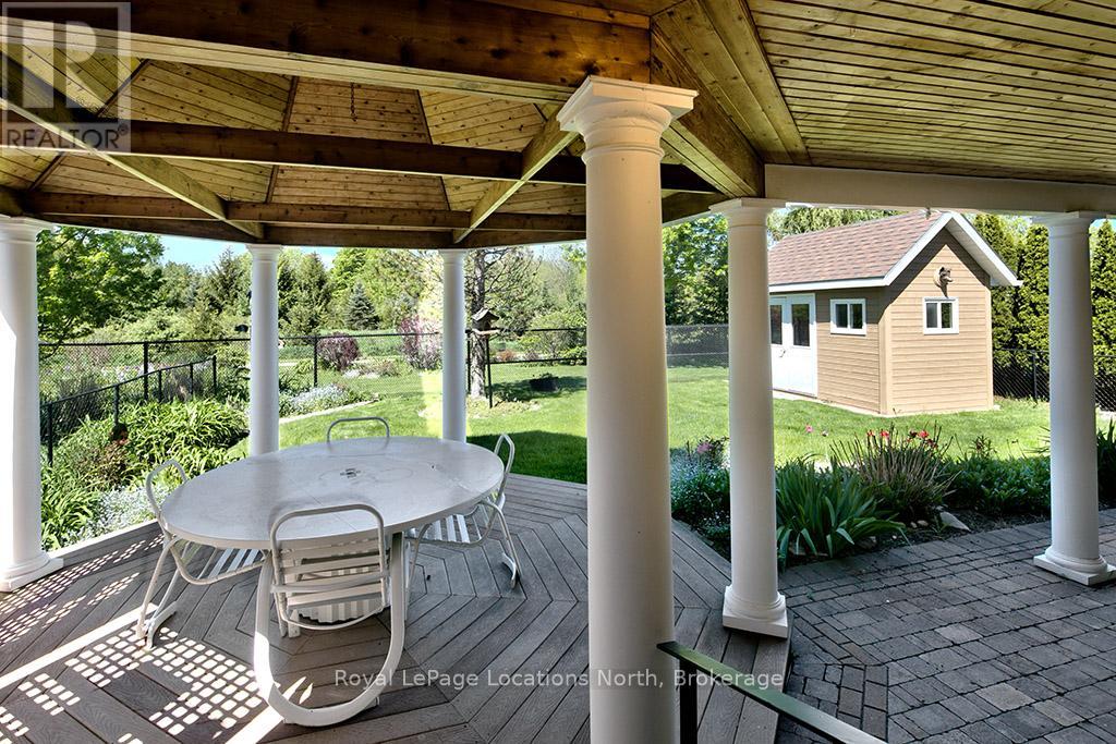 85 CHAMBERLAIN CRESCENT - 19