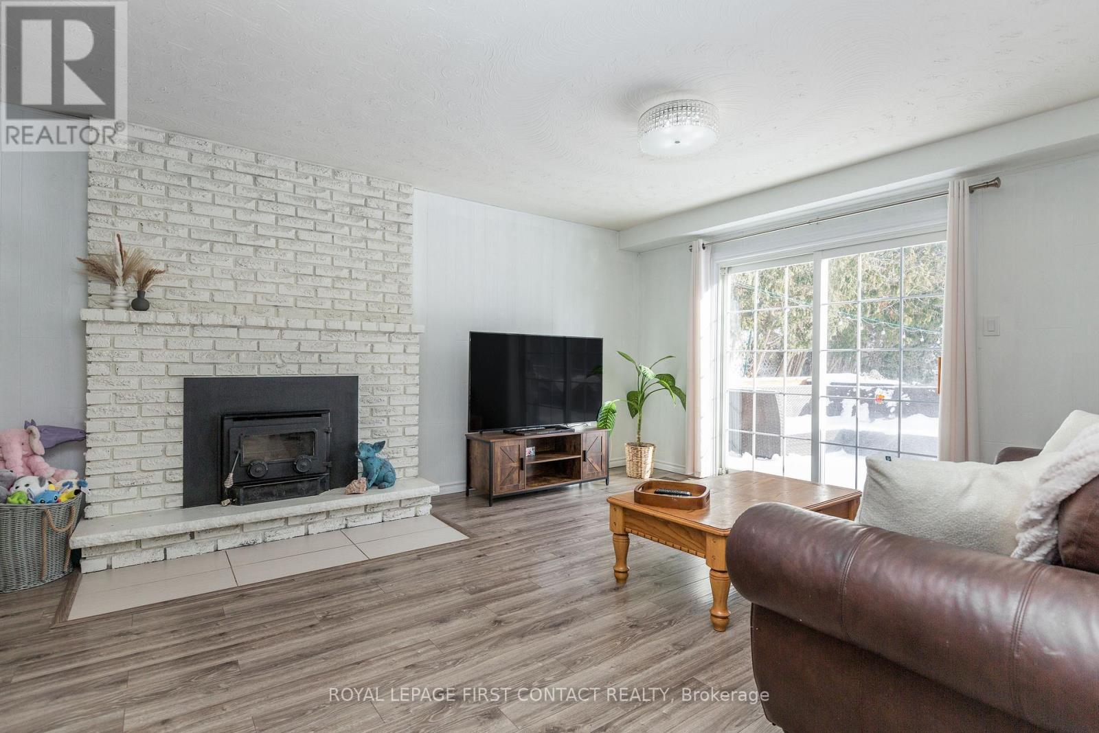 3 OREN BOULEVARD - 22