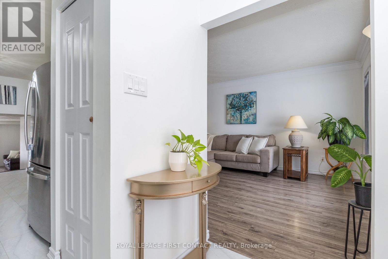 3 OREN BOULEVARD - 4