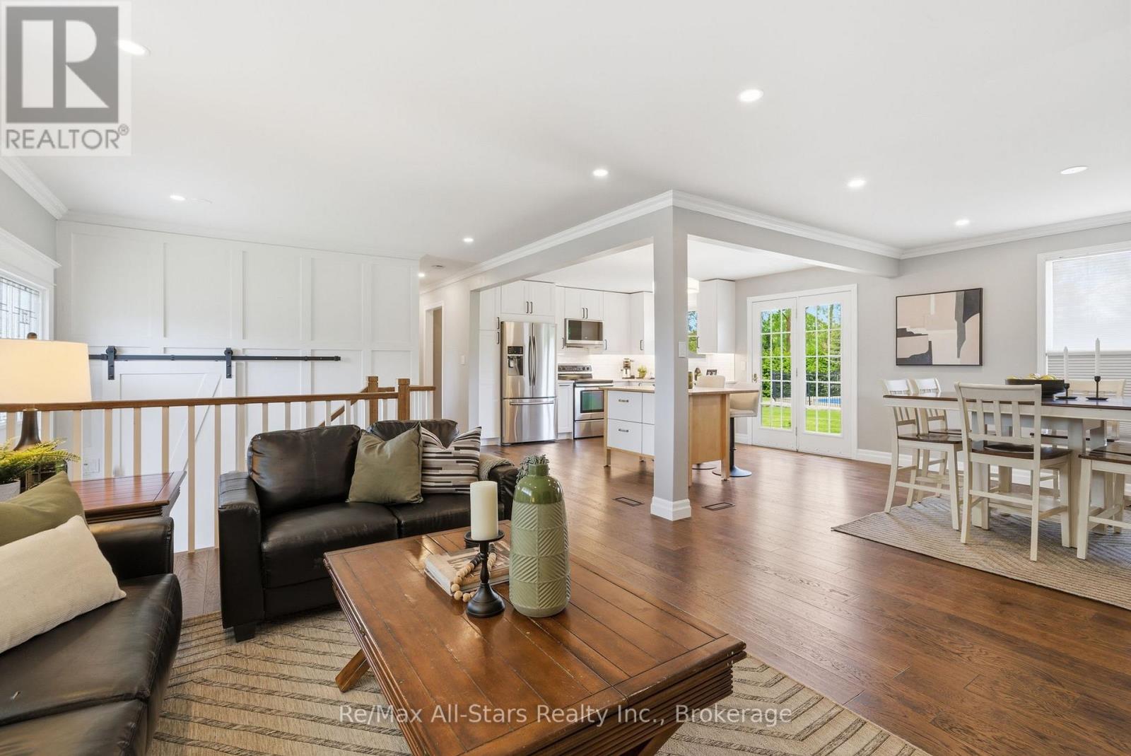 601 ALMA STREET - 8