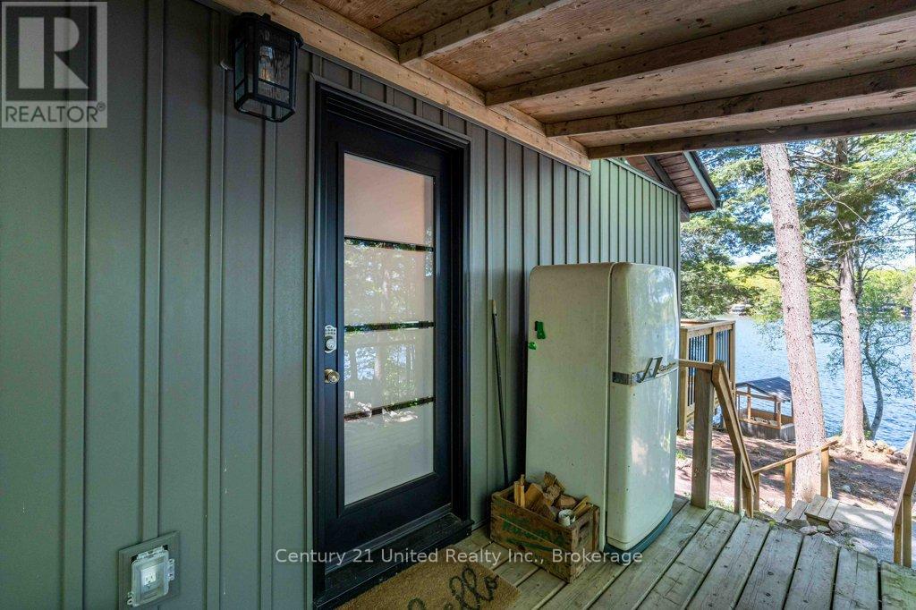 1233 STINSON DRIVE - 34