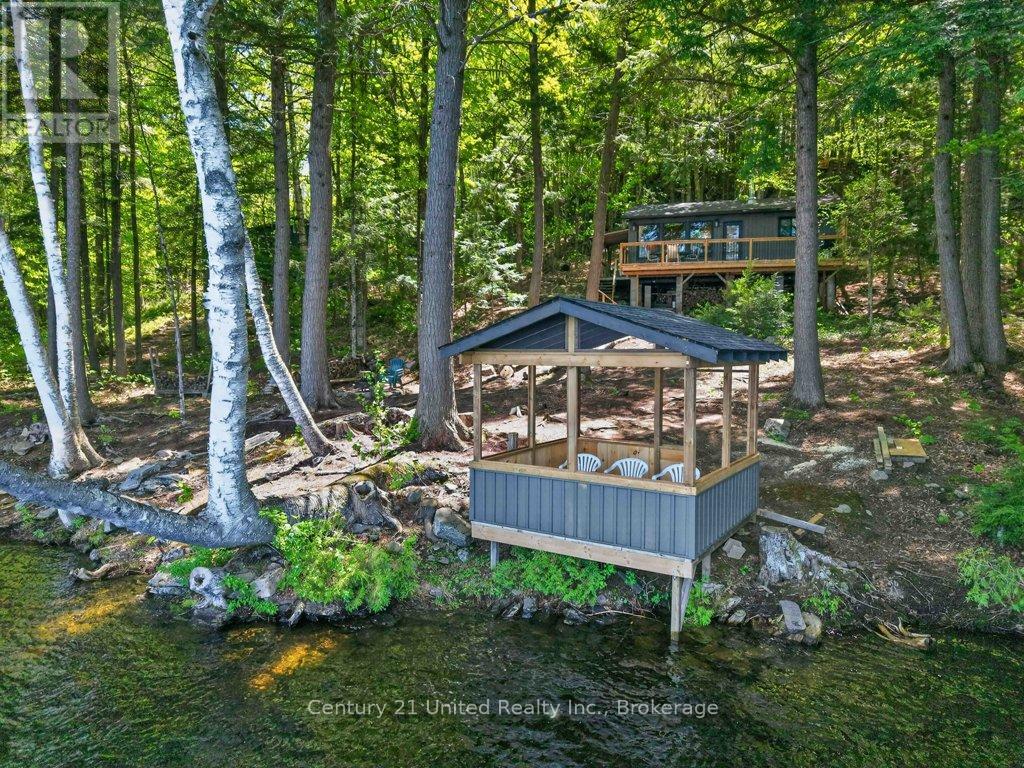 1233 STINSON DRIVE - 36