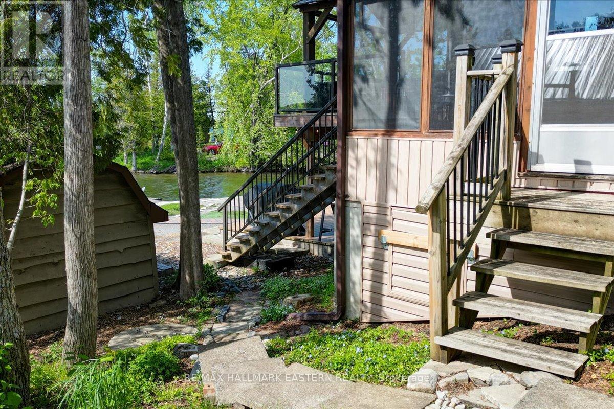 790 FIFE'S BAY MARINA LANE - 31