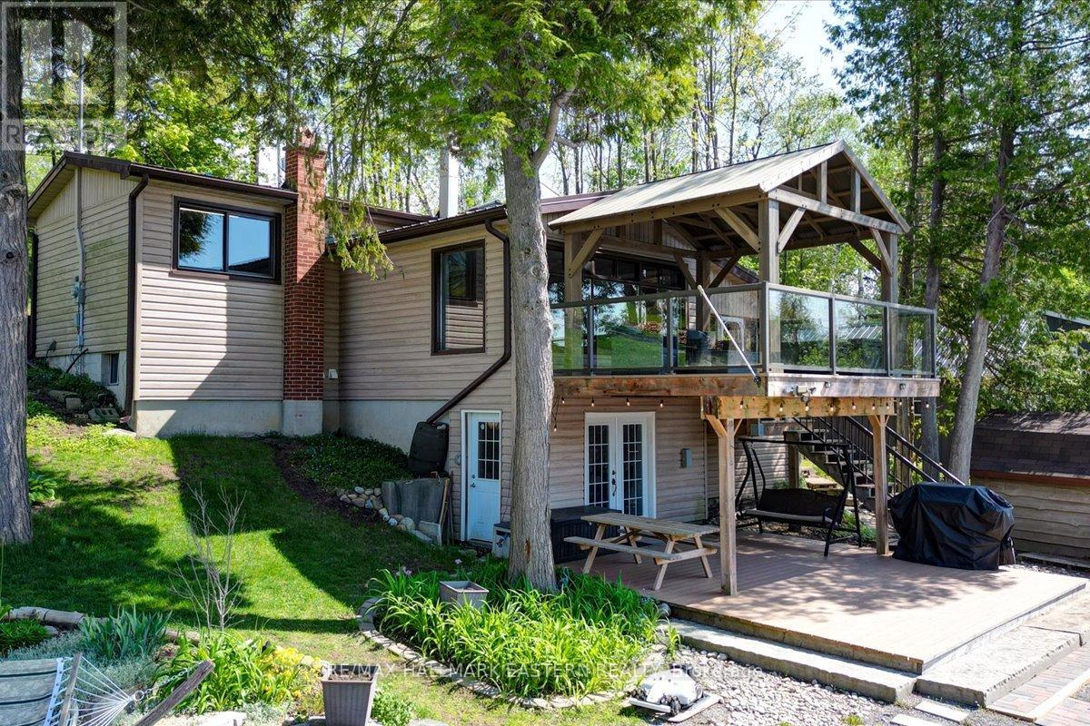 790 FIFE'S BAY MARINA LANE - 36
