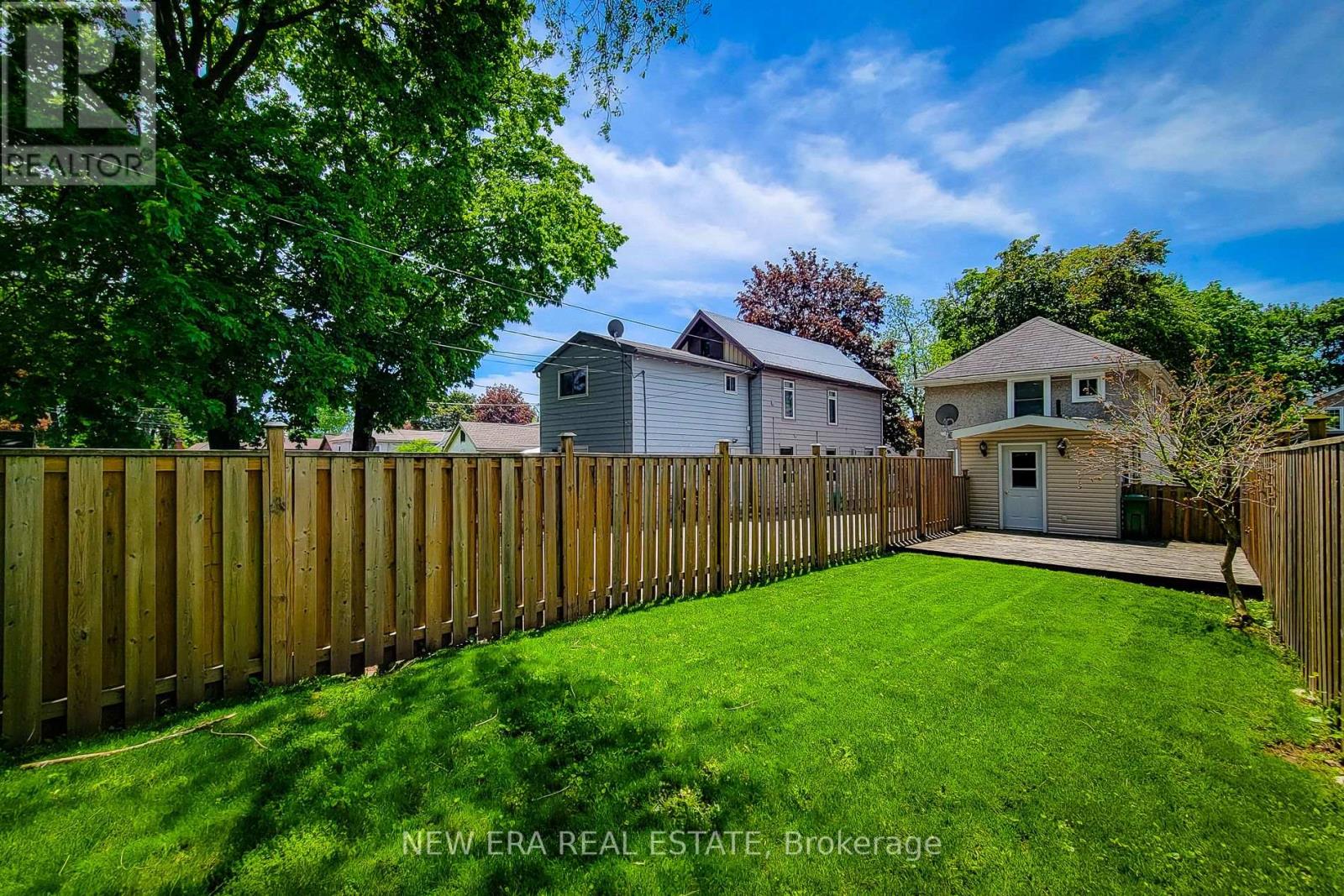 319 KING STREET W - 10