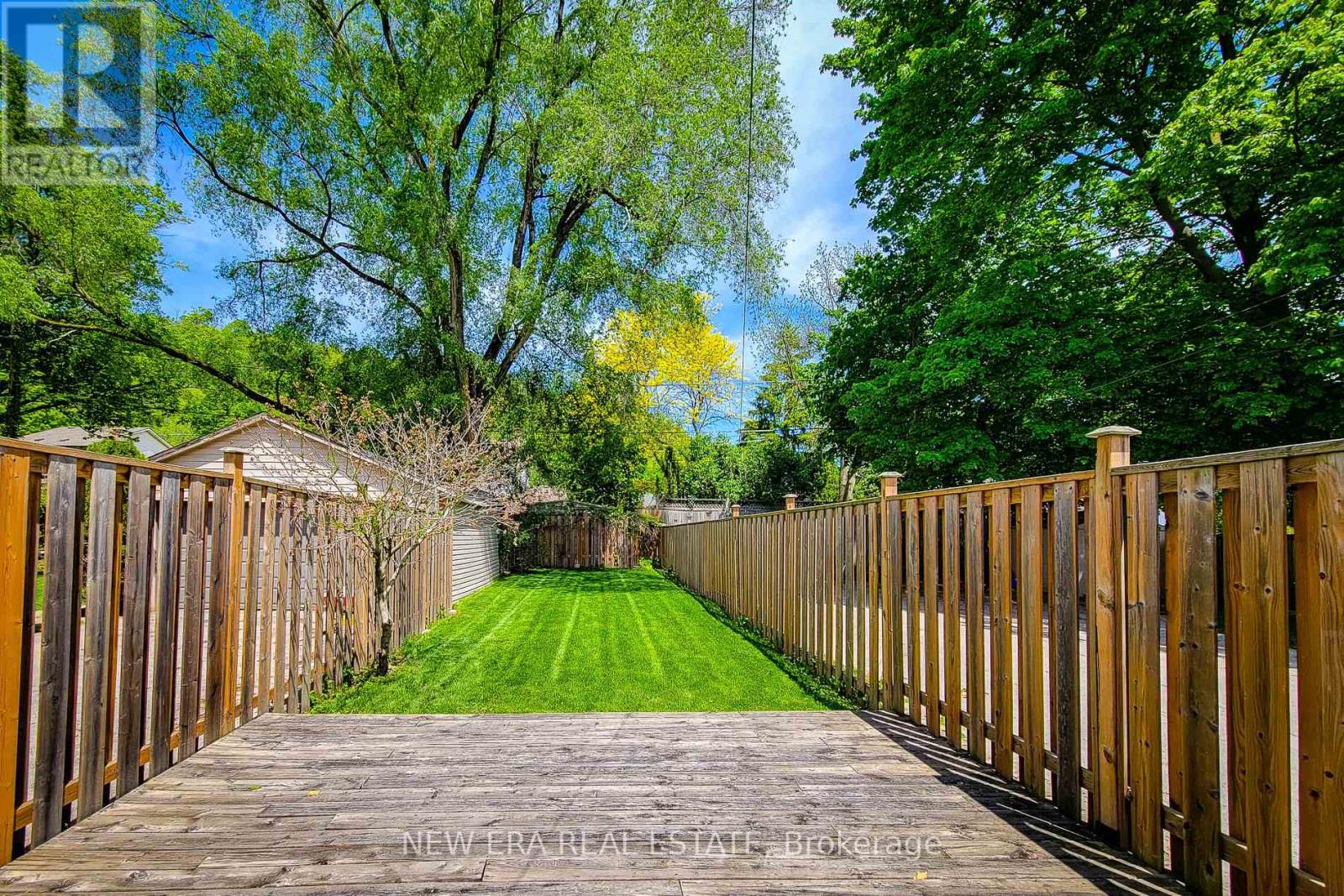319 KING STREET W - 9