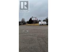 9195 Talbot Trail W, Chatham Kent, ON N0P1A0 Photo 23