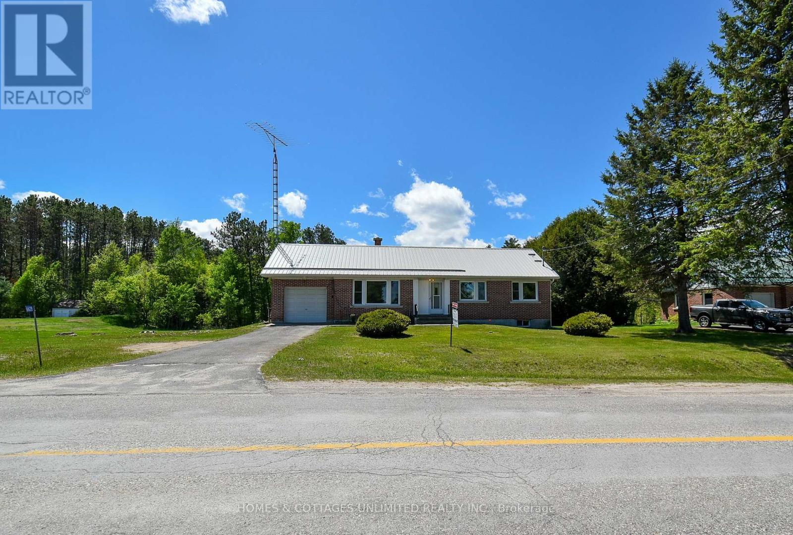 6628 BUCKSHOT LAKE ROAD - 2