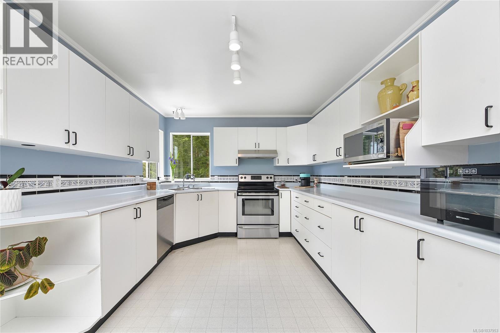 7000 MAPLE PARK Terr - 17