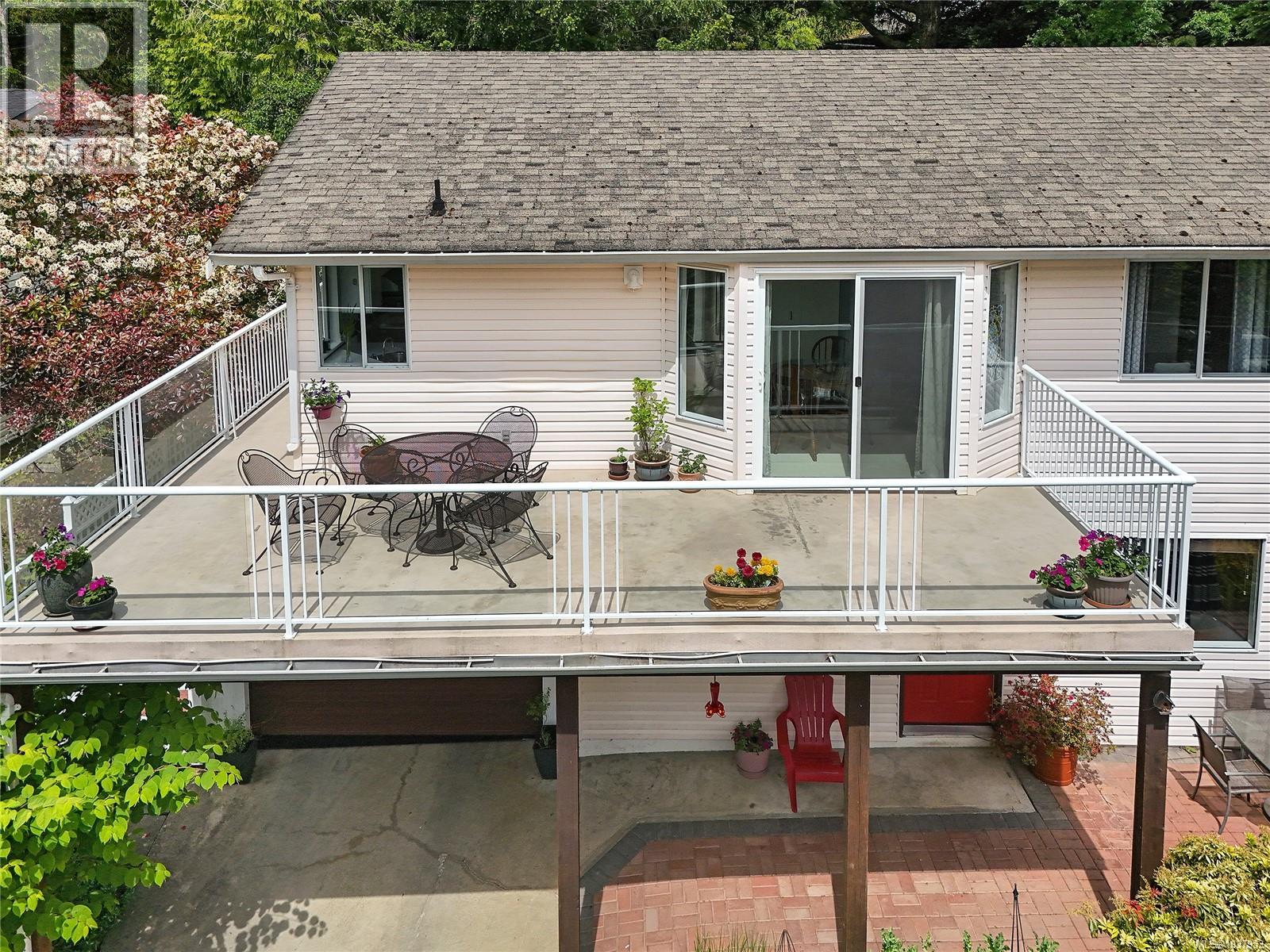 7000 MAPLE PARK Terr - 19