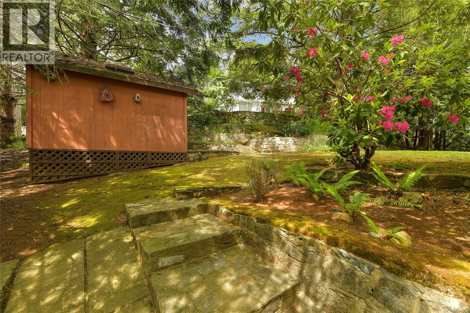 7000 MAPLE PARK Terr - 31