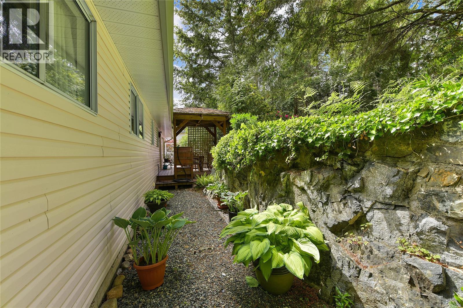 7000 MAPLE PARK Terr - 33