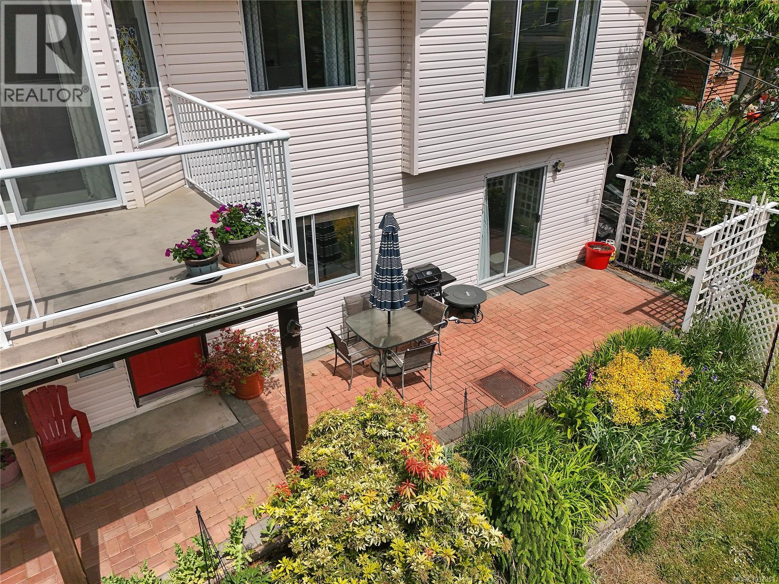 7000 MAPLE PARK Terr - 42