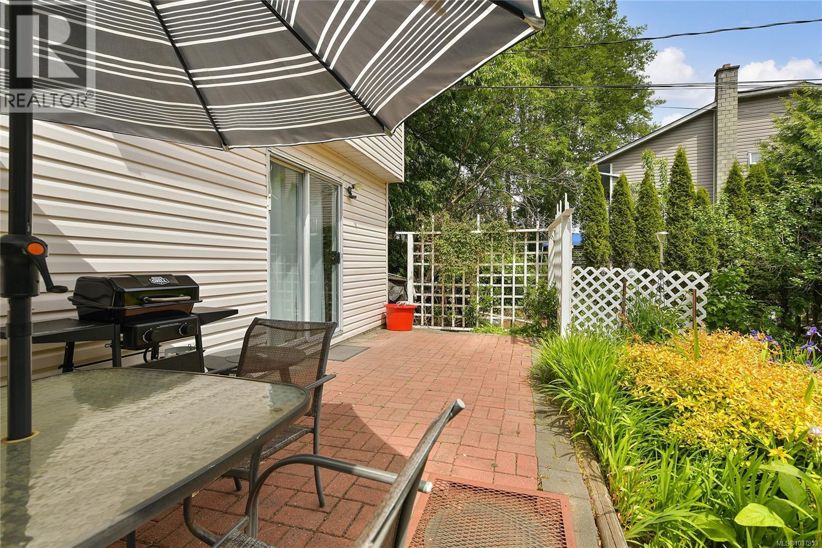 7000 MAPLE PARK Terr - 45
