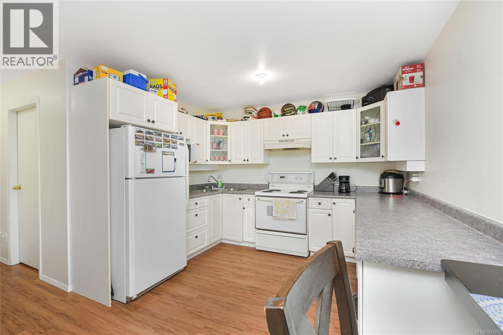 7000 MAPLE PARK Terr - 48