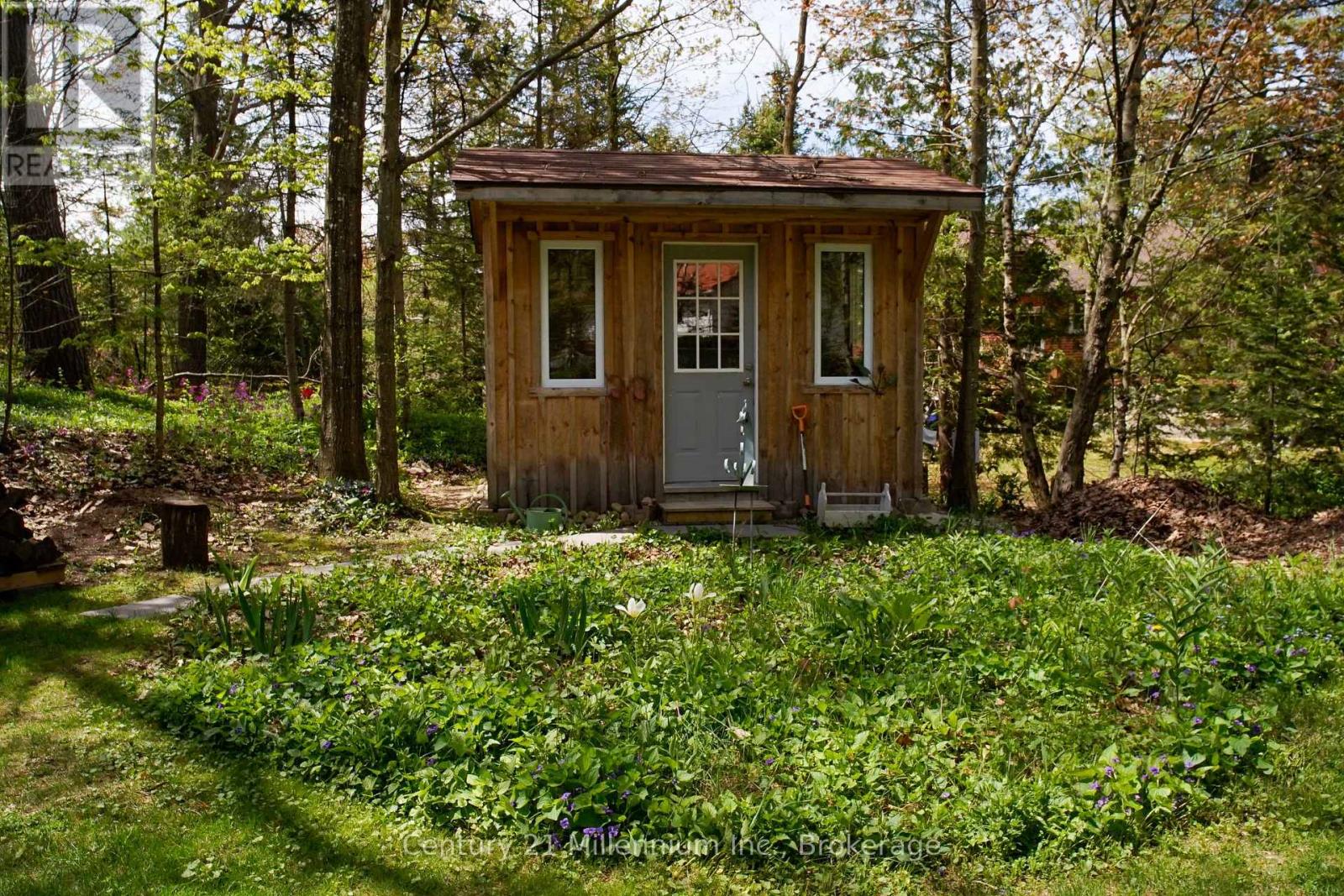58 CEDARLANE DRIVE - 30