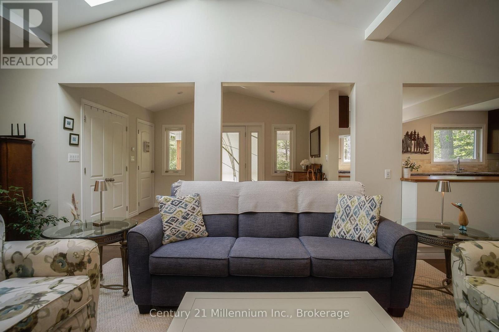 58 CEDARLANE DRIVE - 5