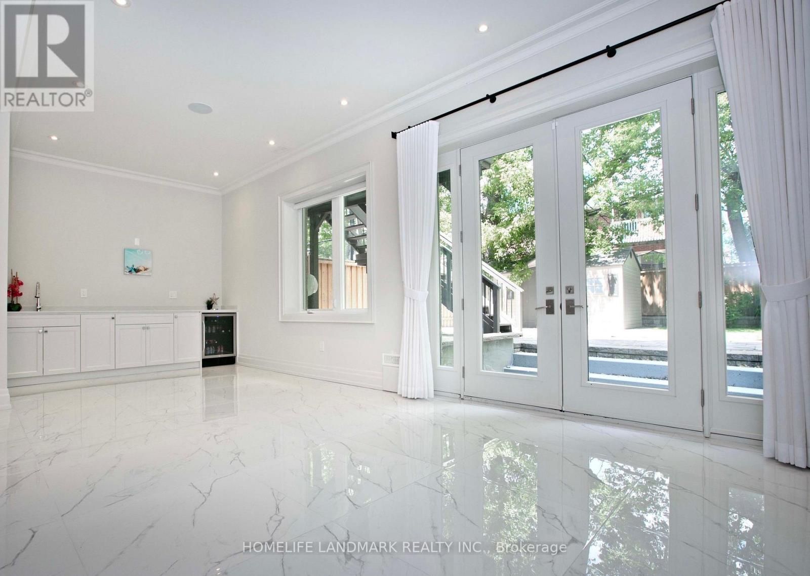 176 CARIBOU ROAD - 39