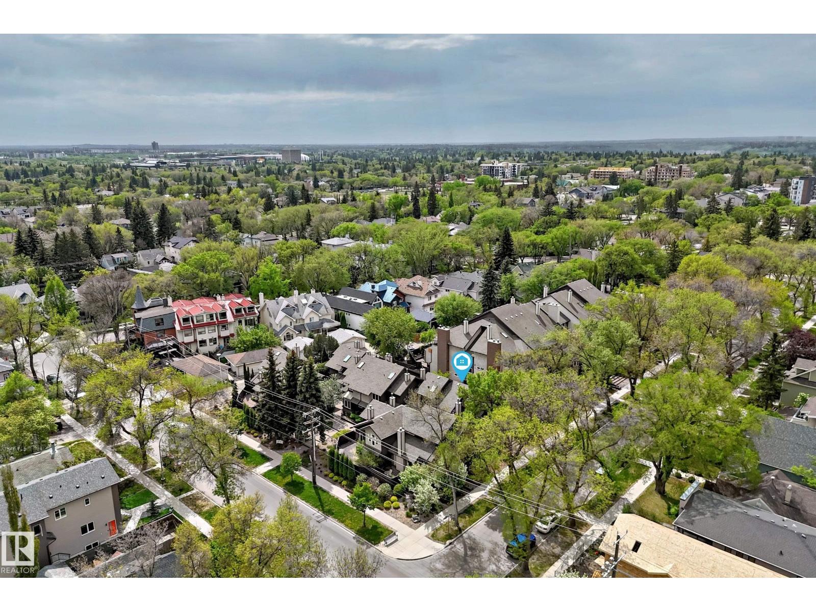 7930 111 ST NW - 3
