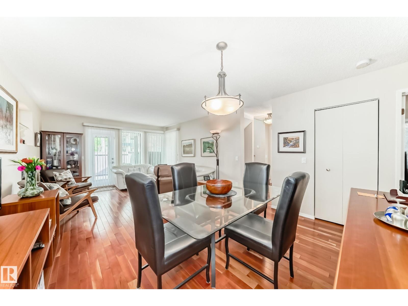 7930 111 ST NW - 14