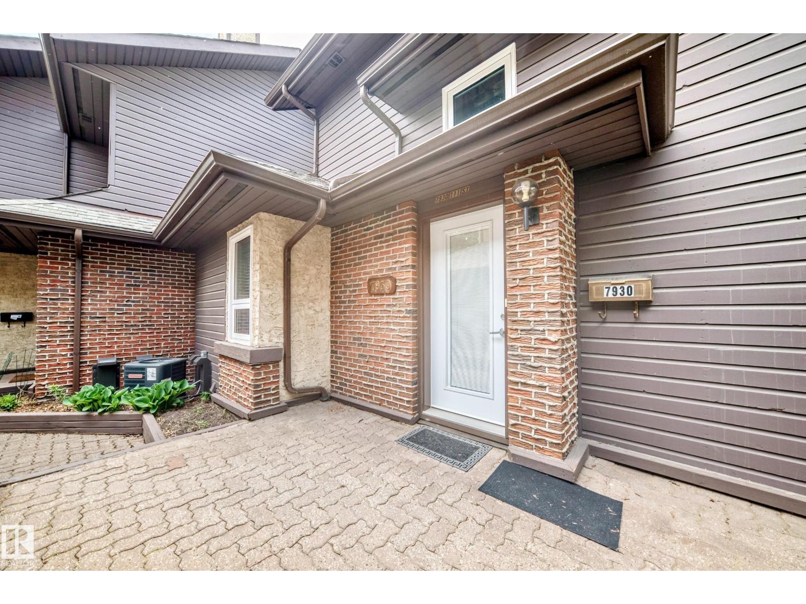 7930 111 ST NW - 59