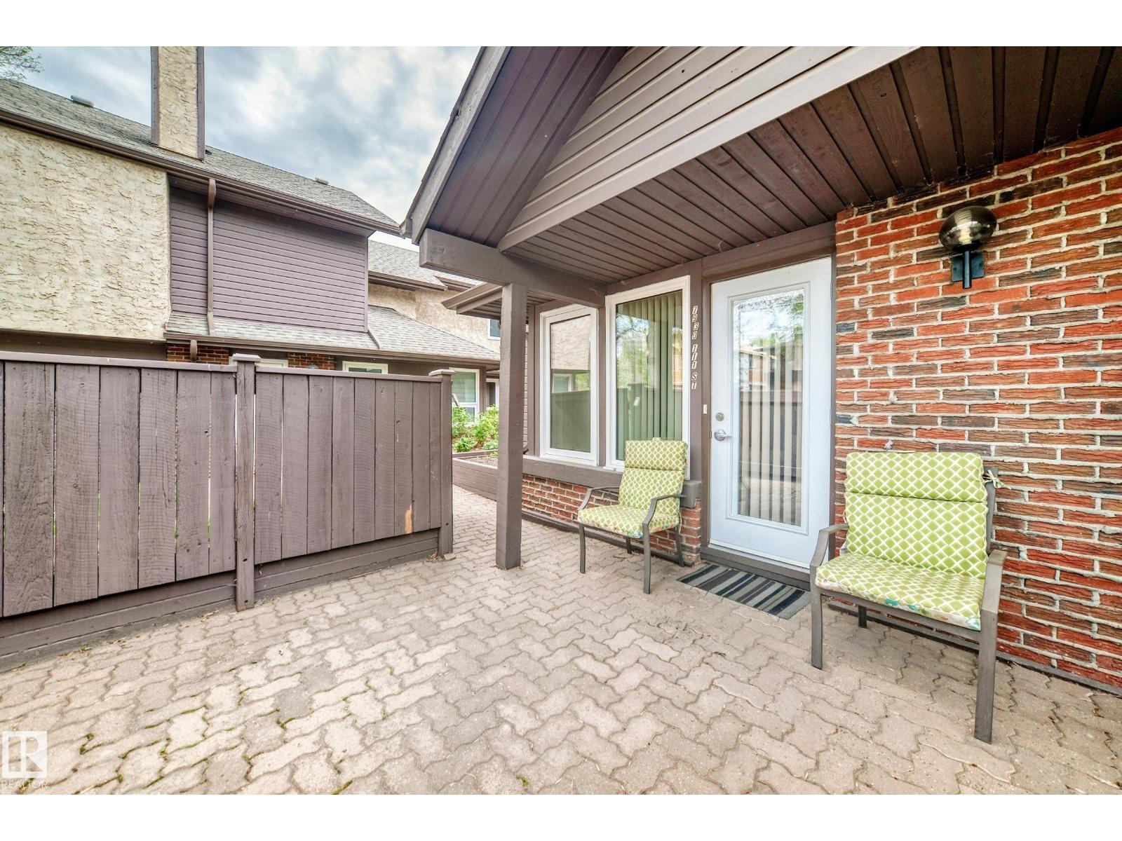 7930 111 ST NW - 22