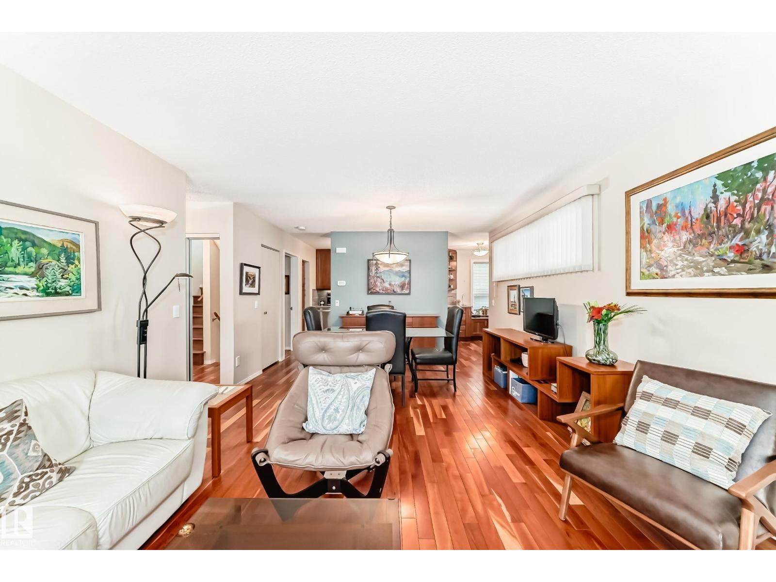 7930 111 ST NW - 25