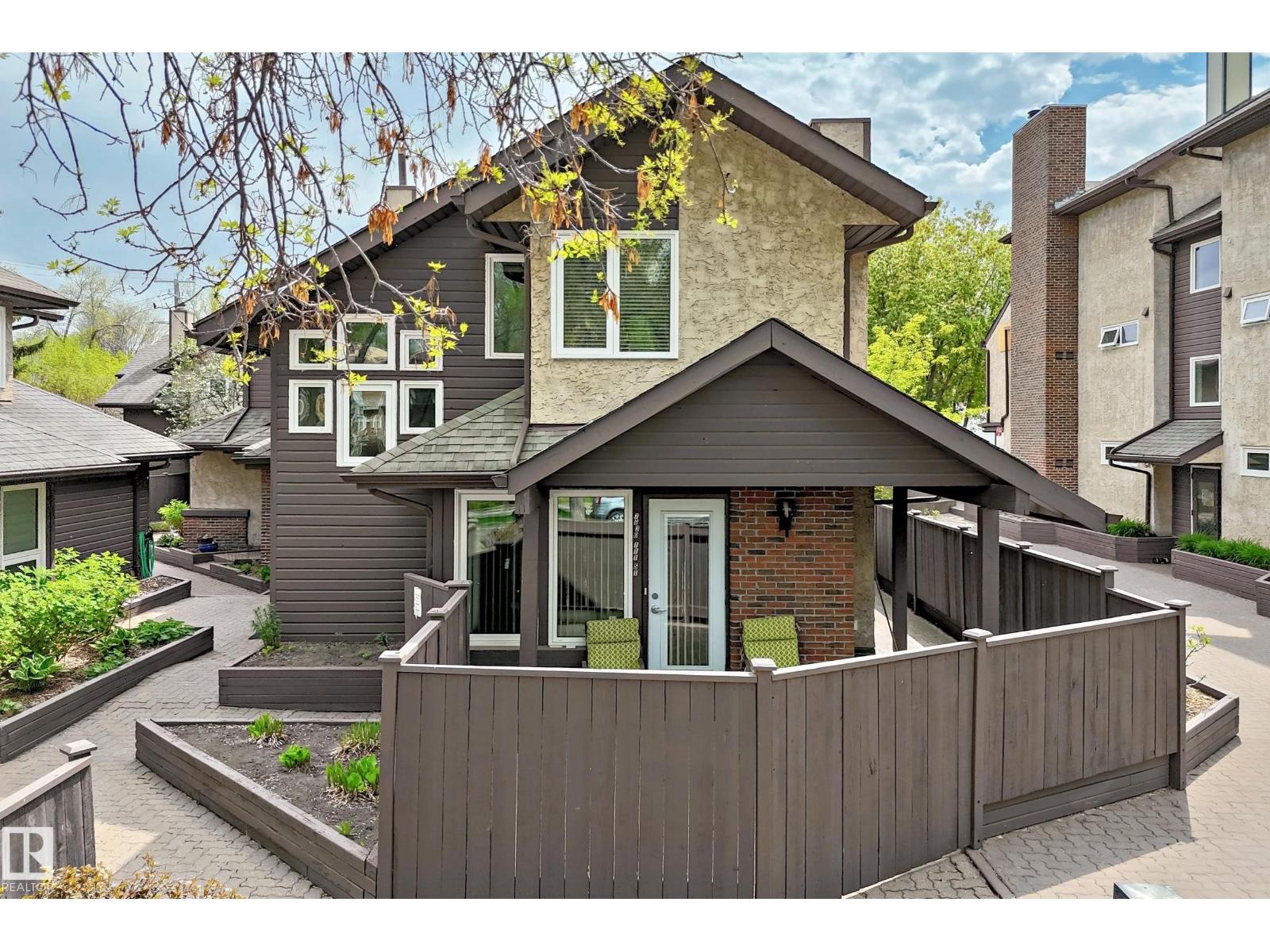 7930 111 ST NW - 63
