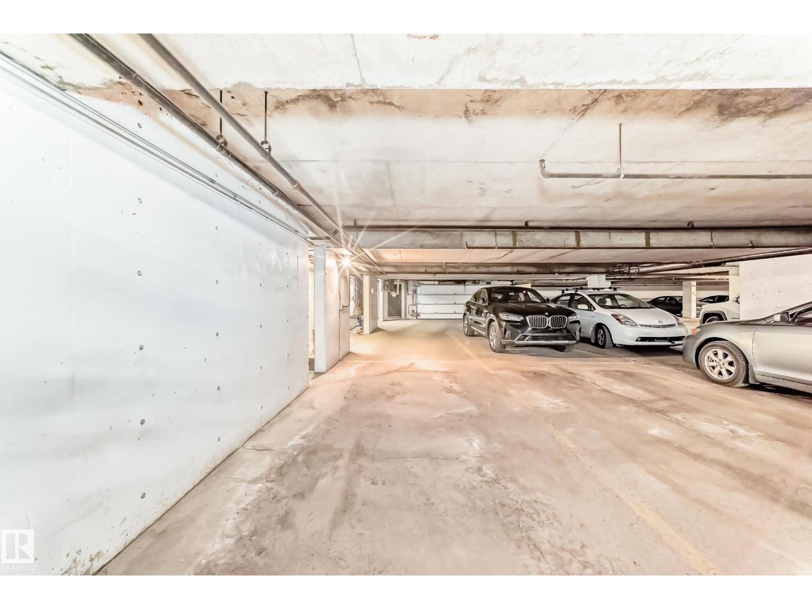 7930 111 ST NW - 58