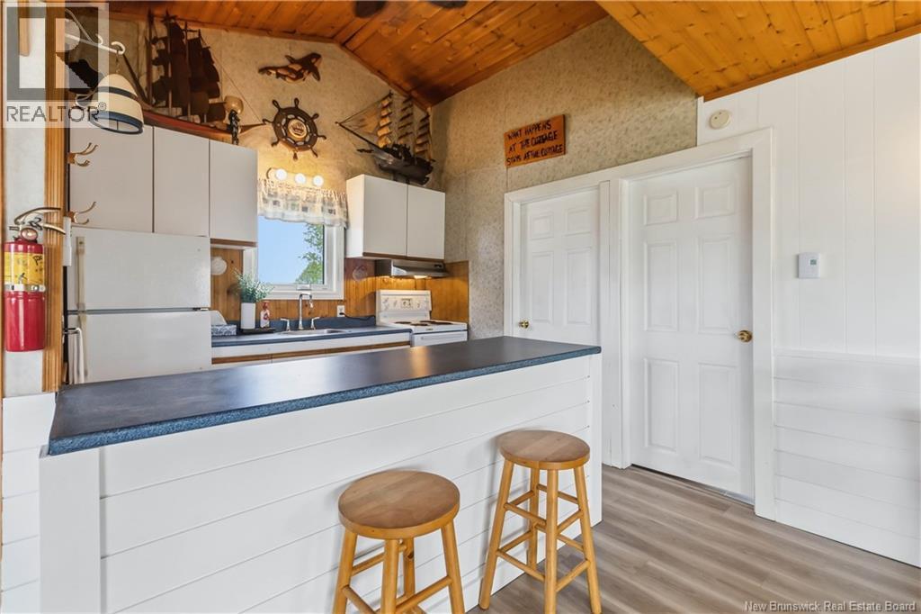 6 Alban Road - 17