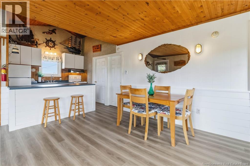 6 Alban Road - 14