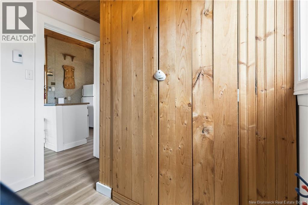6 Alban Road - 32