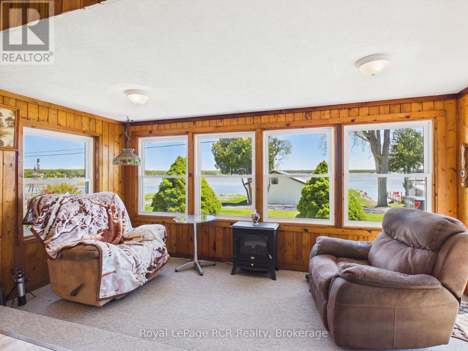 94 TAMARAC ROAD - 12