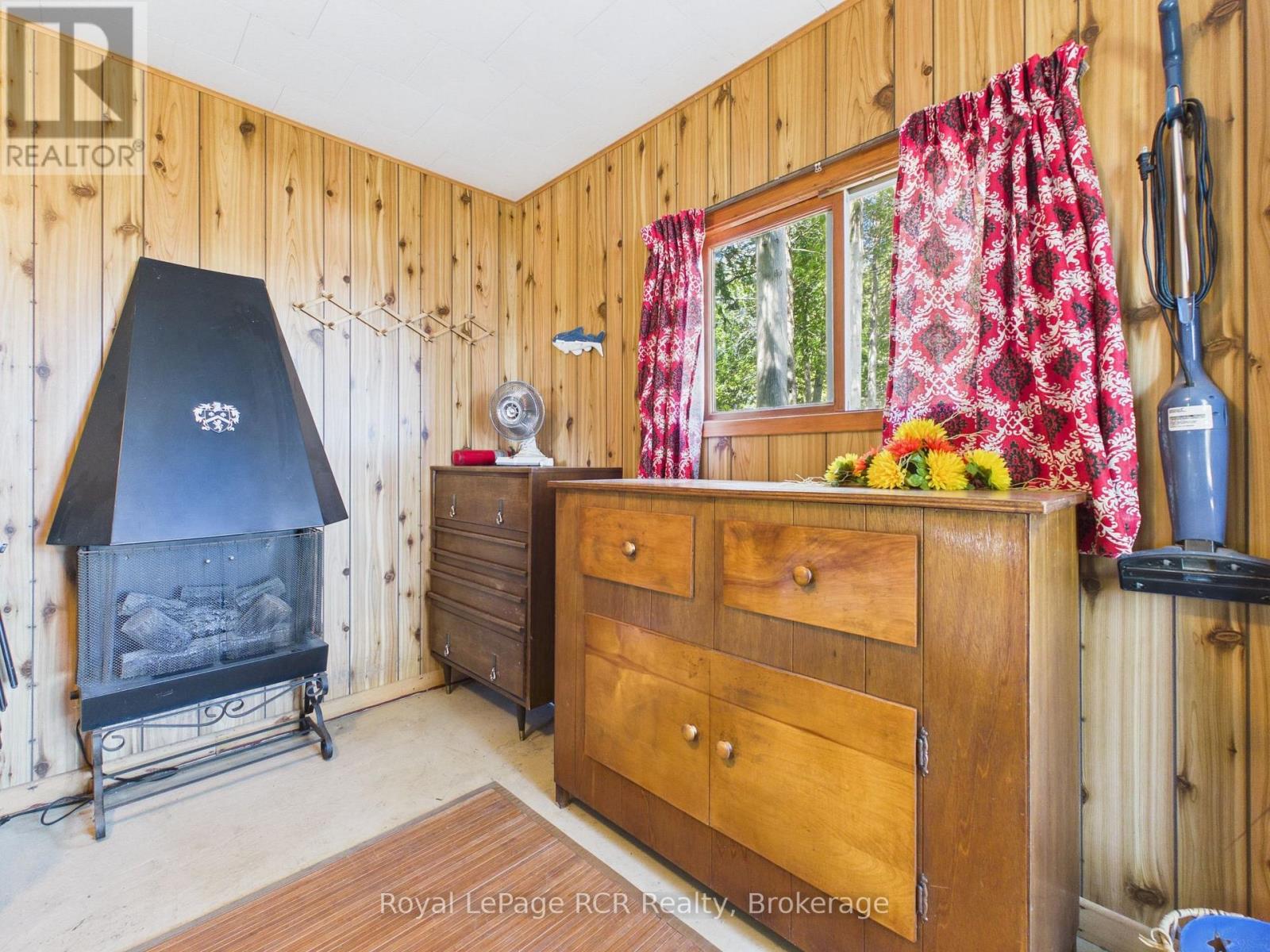 94 TAMARAC ROAD - 22