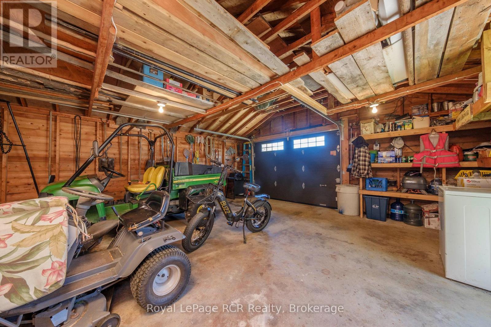 94 TAMARAC ROAD - 28
