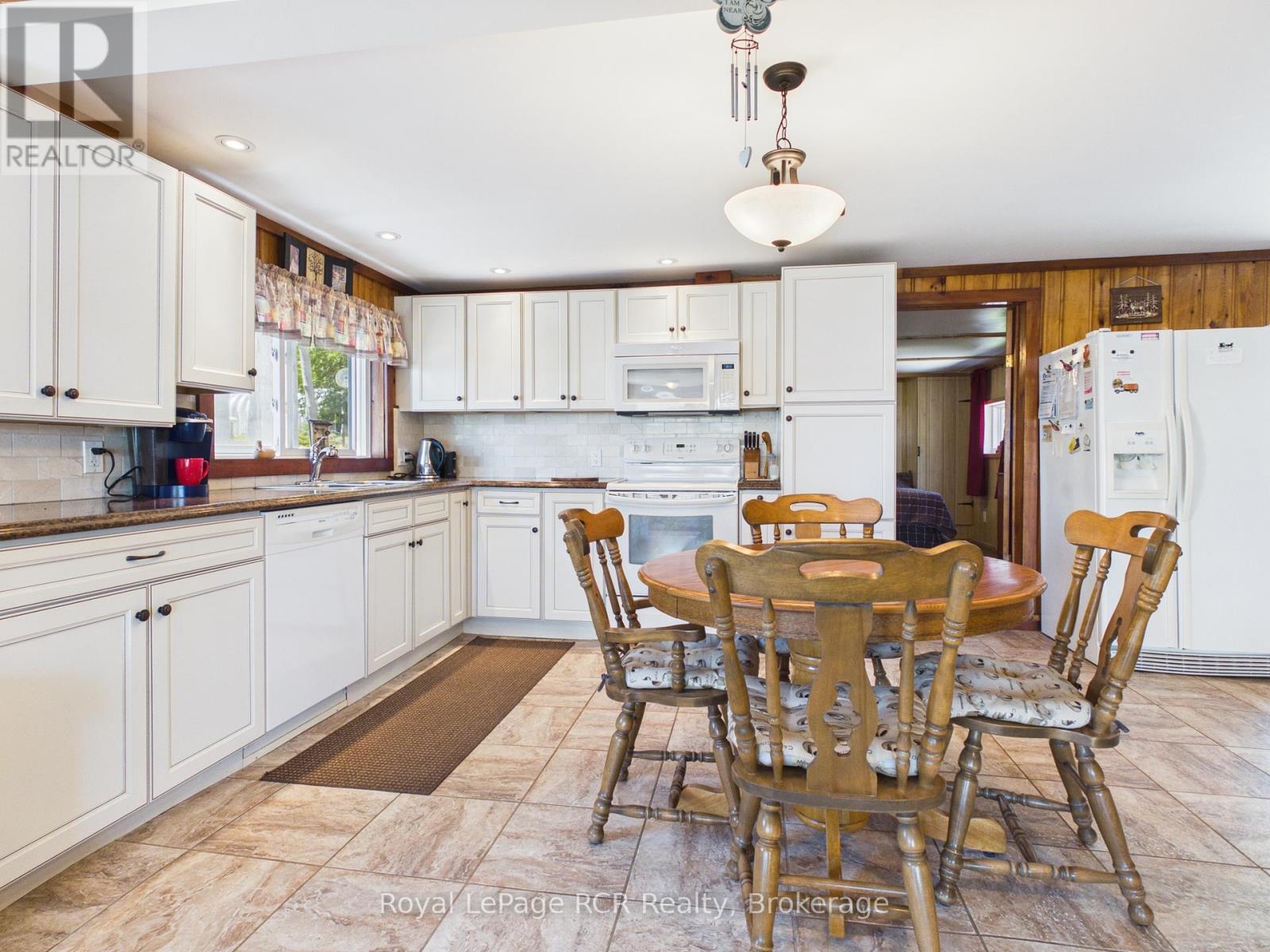 94 TAMARAC ROAD - 7
