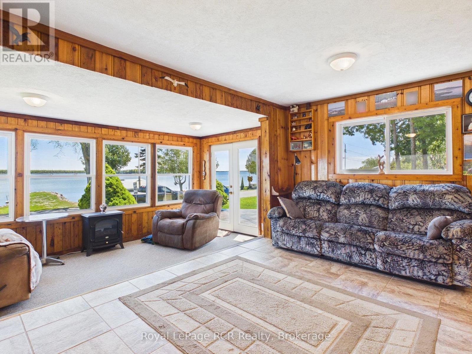 94 TAMARAC ROAD - 9